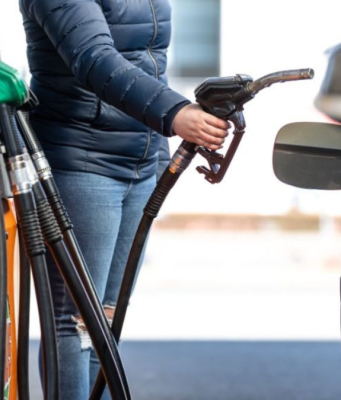 Accise, dal 1° gennaio gasolio più caro: quanto costerà un pieno