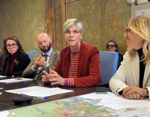 Urbanistica? Castelletti risponde al centro destra e “si svuota le scarpe”