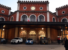 Coltelli, alcol e merce irregolare: raffica di denunce e sequestri