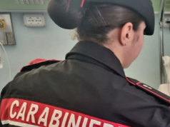 Donna in barella derubata al pronto soccorso: arrestato