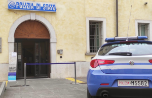 Evade dai domiciliari, ma l’allarme del braccialetto lo tradisce