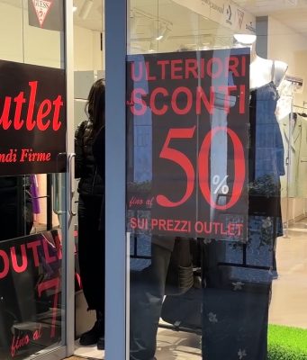 Primo giorno di Saldi in centro: tutti soddisfatti