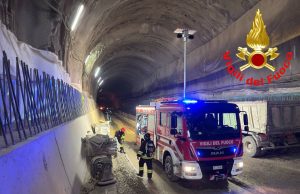 Galleria in fiamme, a Sarezzo l’esercitazione dei Vigili del Fuoco