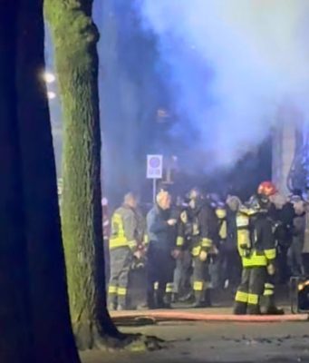 Incendio in via Monte Nero, una donna è morta