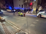 Investe una donna e fugge. Ricercato autista a bordo una Fiat 500