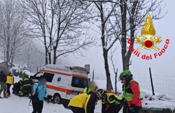 Si infortuna sul sentiero a Vezza, 37enne trasportato a valle