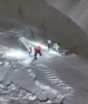 Finiti fuoripista e persi nel buio: sciatori americani salvati con i droni