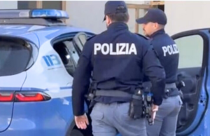 Furto all’Esselunga: scoperto con alcolici nascosti in borsa