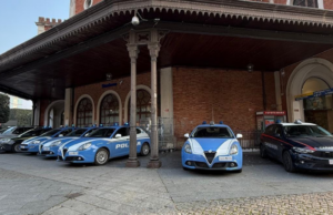 Maxi blitz in stazione: 133 controlli, denunce e raffica di espulsioni