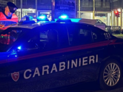Minorenne aggredito fuori dal centro commerciale da due giovanissimi