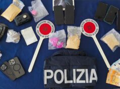 Pacchi di droga dall’Olanda: tre arresti e 3mila dosi sequestrate