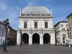 Violenza sessuale on line su minori, tra gli indagati un ex consigliere bresciano