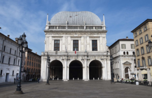 Violenza sessuale on line su minori, tra gli indagati un ex consigliere bresciano