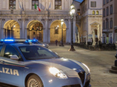 Scoperto a rubare alla Coin, aggredisce il vigilante e tenta la fuga