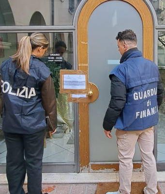 Prostituzione, chiusi due centri massaggi usati come copertura