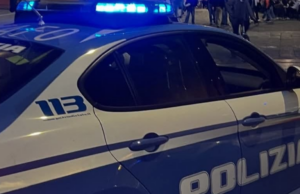 Scoperto a rubare alla Coin, aggredisce il vigilante e tenta la fuga