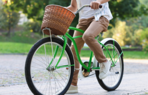 Meno spostamenti per scuola e lavoro, uno su tre è green