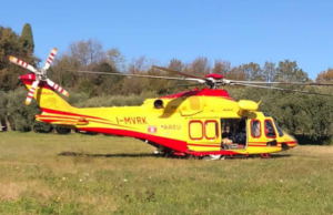 Escavatore si ribalta sui Ronchi: morto un operaio di 58 anni