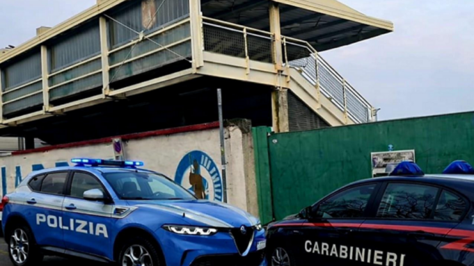 polizia e carabinieri stadio palazzolo