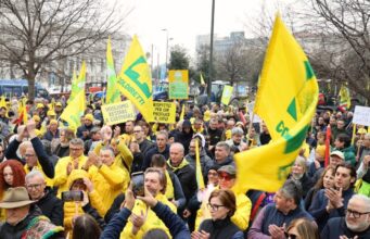 Coldiretti sotto il Pirellone, “stop burocrazia e aiuti subito”