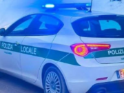 Guida senza patente su un’auto intestata a un defunto: denunciato