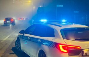 In auto con merce di lusso sospetta: denunciati per ricettazione