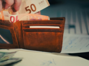 Inflazione, stangata di febbraio: trasporti e spesa trainano i rincari