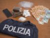 Tenta la fuga durante un controllo: arrestato con hashish e cocaina