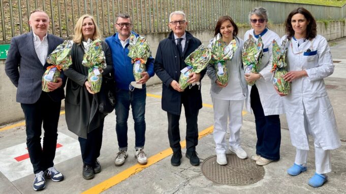 Uova di Pasqua agli Spedali Civili l'iniziativa di Confartigianato