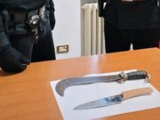 Controlli a Darfo: 4 denunce, 3 patenti ritirate e una roncola
