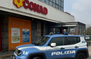 Ruba al Conad e aggredisce un dipendente: arrestata 30enne albanese