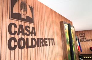 Coldiretti al Vinitaly: “Liberiamo il vino dalle catene”