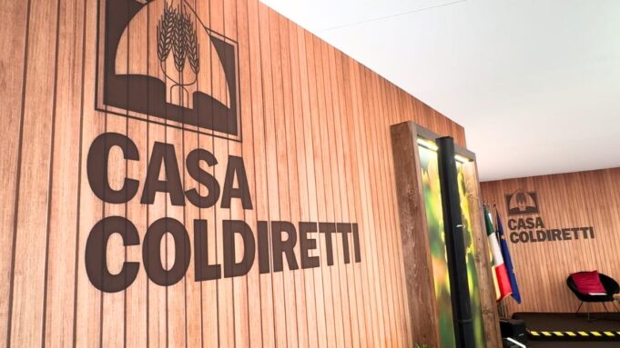 Coldiretti al Vinitaly “Liberiamo il vino dalle catene”