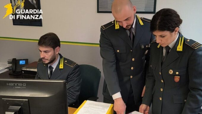 Anziani e disabili truffati, scattano sequestri per oltre 200mila euro