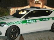 Fermato un SUV con targhe rimovibili: al volante un pregiudicato