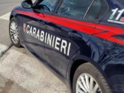 Fuga folle in contromano sulla provinciale con un furgone rubato