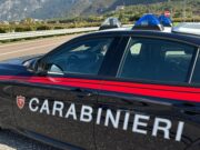 Furto al supermercato finisce in rapina: ladri bloccati in fuga