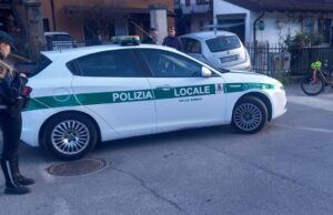 Investe un bambino di 9 anni e fugge senza prestare soccorso