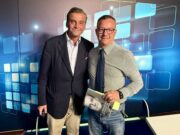 Calenda in redazione a Èlive, stasera ospite a Sette&Mezzo