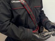 Desenzano, litiga per una sigaretta e lo accoltella