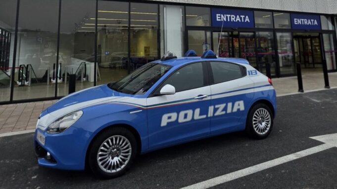 Colpo fallito all’Ipertosano la vigilnza lo ferma con alcolici nascosti