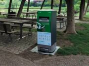 Il riciclo arriva nei parchi: installati 15 nuovi contenitori per il vetro