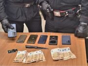 Incontro tramite social finisce in rapina ed estorsione, quattro arresti
