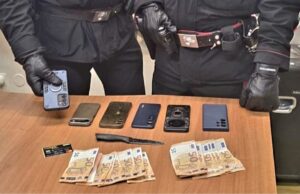 Incontro tramite social finisce in rapina ed estorsione, quattro arresti