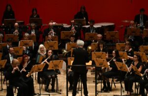 La Banda cittadina in concerto sotto il porticato di Palazzo Loggia