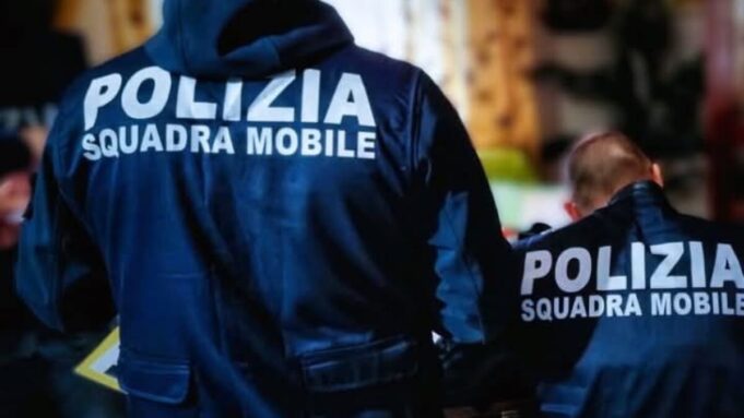 Rapina e bottigliate alla metro arrestato dopo la fuga all’estero
