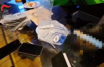 Blitz all’alba: sgominata rete di spaccio, coinvolti anche minorenni