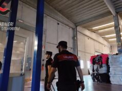 Traffico illecito di rifiuti tessili, sequestrata un’azienda: 20 indagati