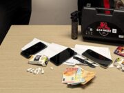 Cocaina, hashish e una roncola: due giovani fermati e arrestati