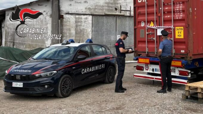 Discarica abusiva nel capannone trovati 3mila metri cubi di rifiuti